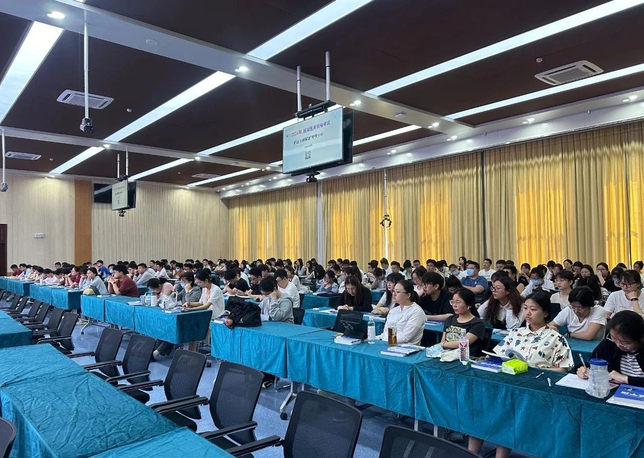 aadcb74e898f0a26513e66335f495f18.jpg